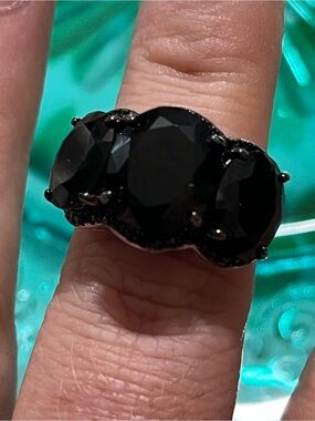 Fuzion Creations FZN Sterling Silver 925 Black Spinel Three Stone Size 6 Ring